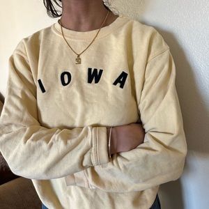 Iowa Small sweatshirt